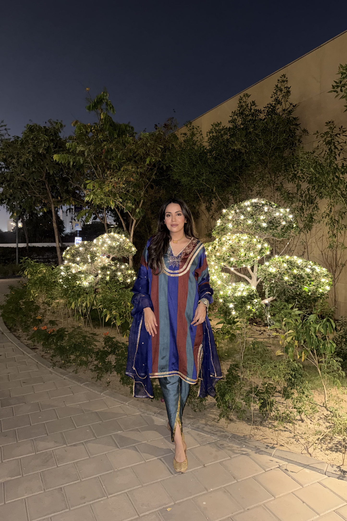 Kamodini Blue Silk Embroidered Kaftan Set