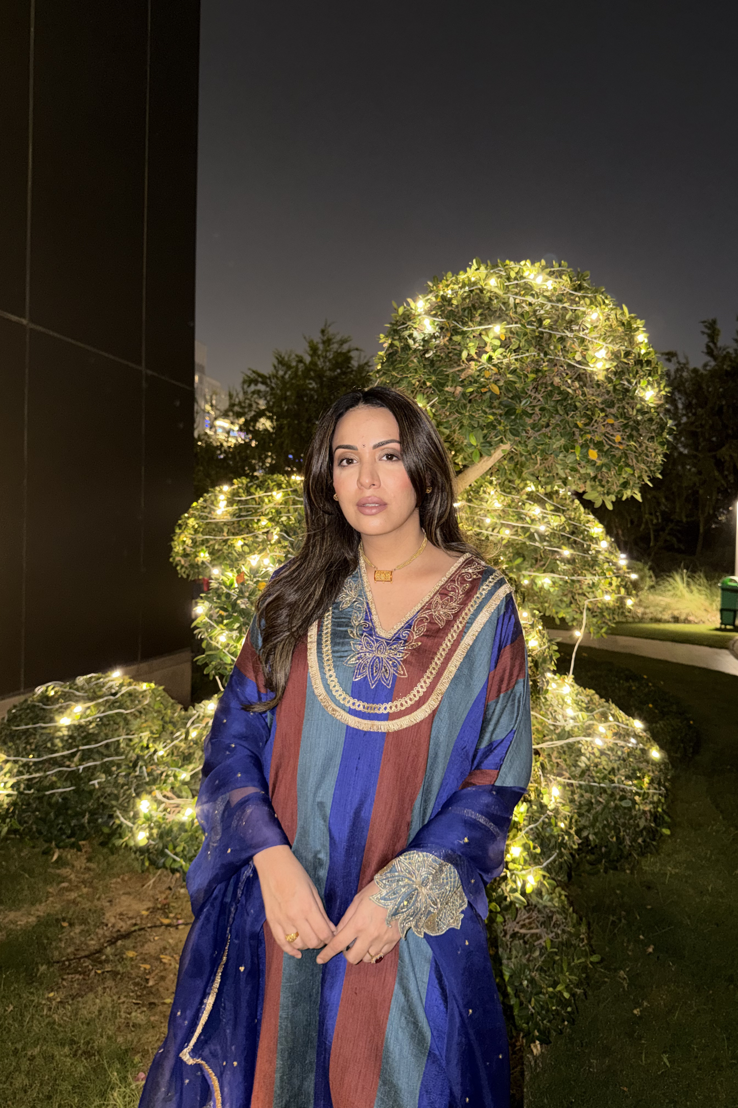 Kamodini Blue Silk Embroidered Kaftan Set