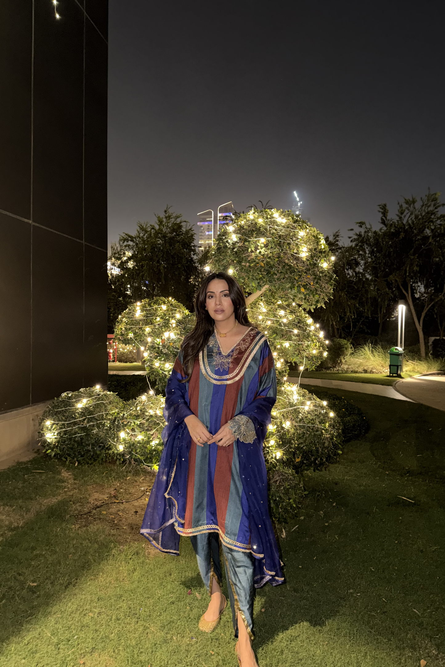 Kamodini Blue Silk Embroidered Kaftan Set