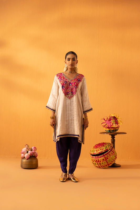 Chandgulab Off-White Tissue Stripe Embroidered Kaftan Set