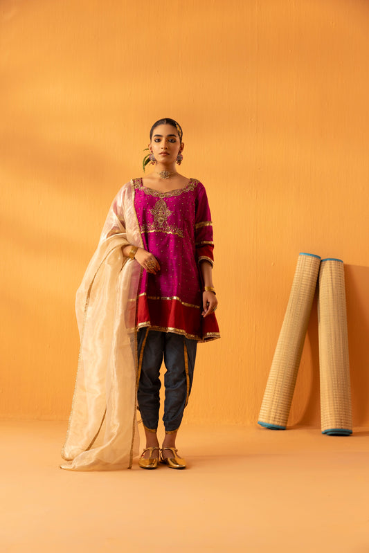 Gulnaar Magenta Pink Silk Embroidered Kurta Set