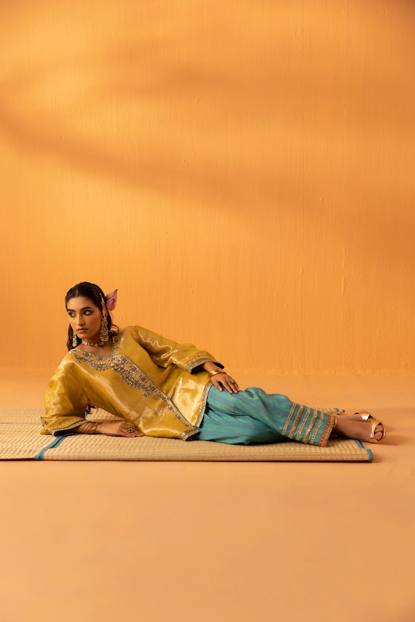 Ambervan Yellow Gold Embroidered Tissue Kurta Set